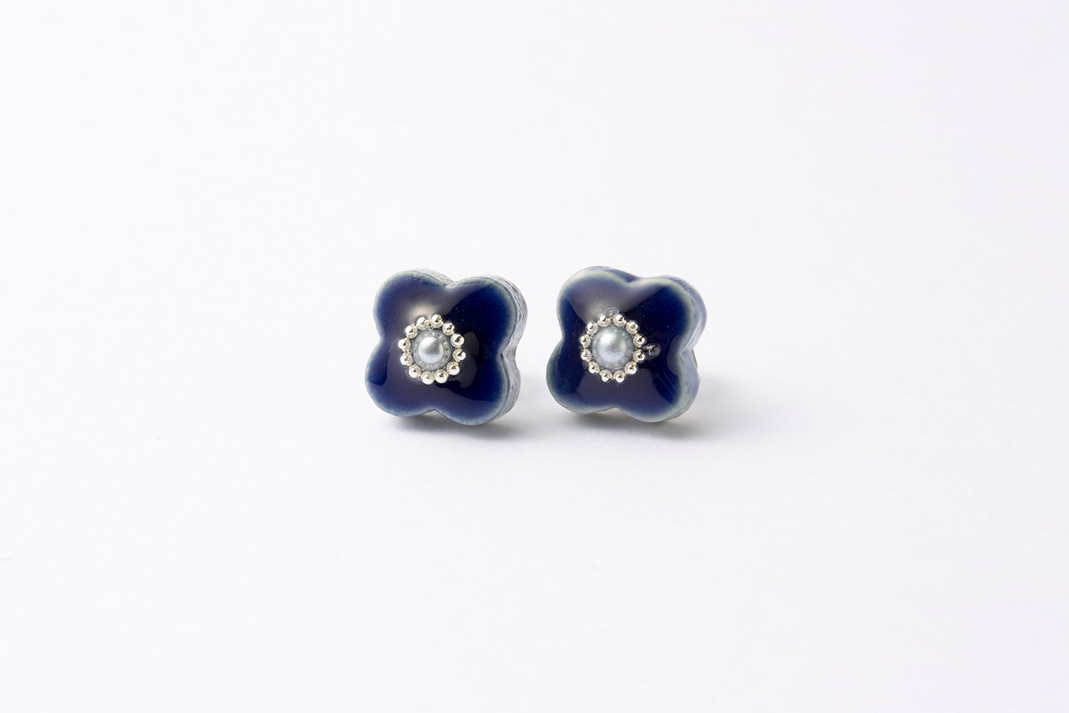 美濃焼 陶器 小花 パール イヤリング ピアス｜花色 ギフトボックス付き